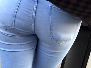Nice ass on train stagen